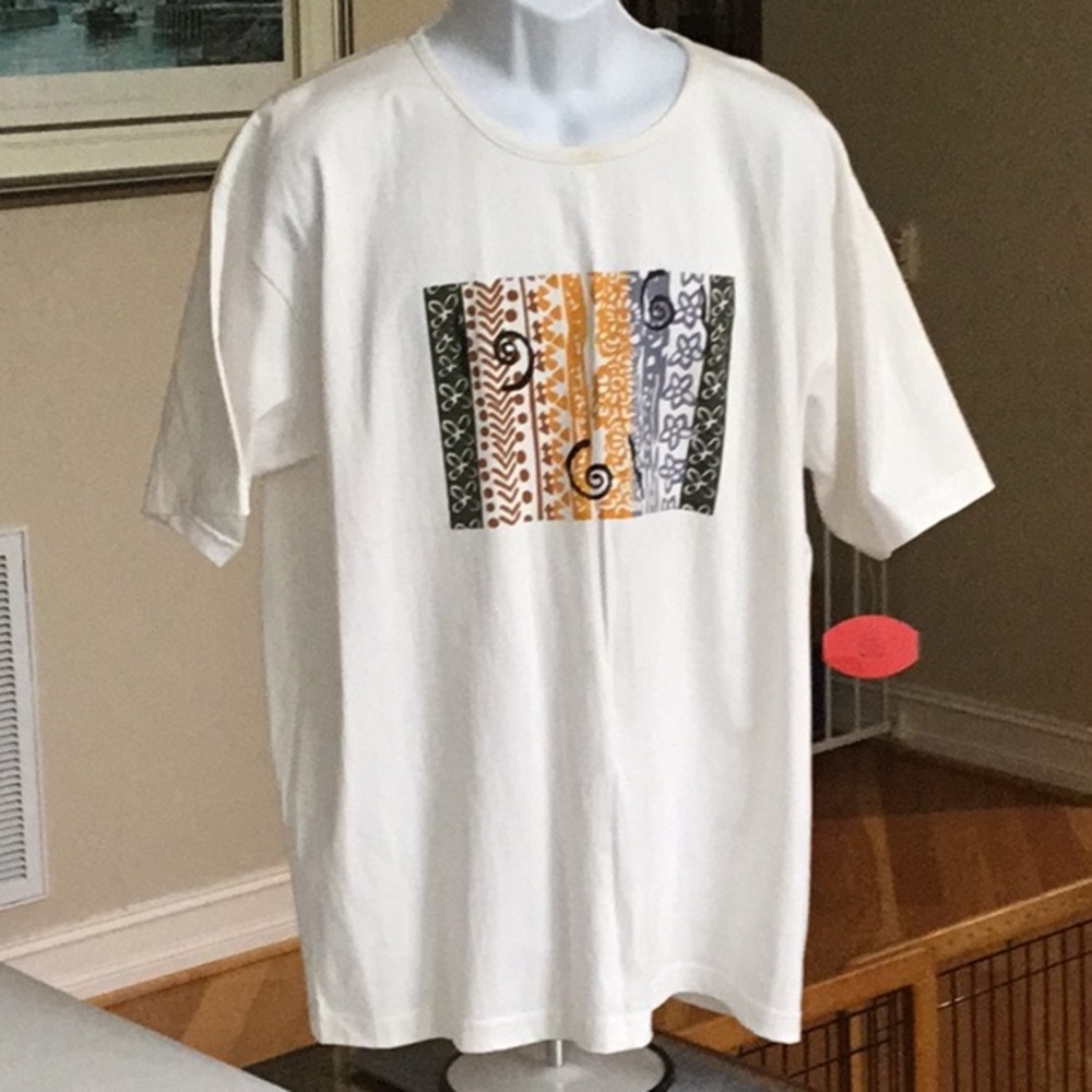 SHORTS WITH COORDINATED T-SHIRT